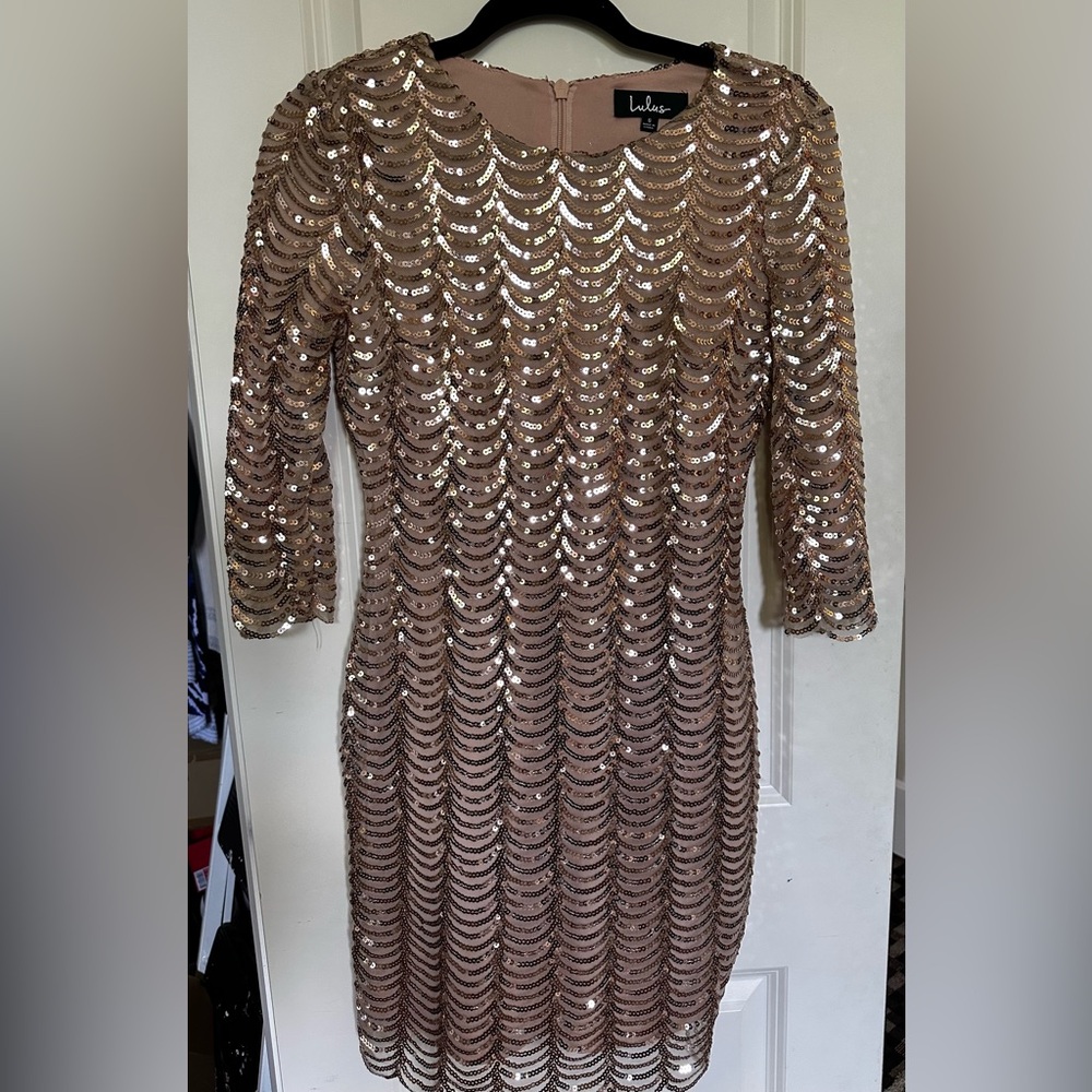 ☀️ lulu sequin dress☀️